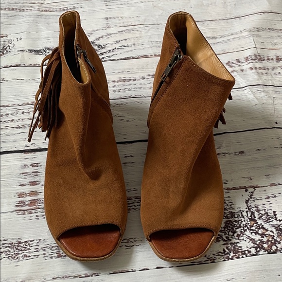 Kenneth Cole Tan Fringe Ankle Booties - Picture 5 of 6